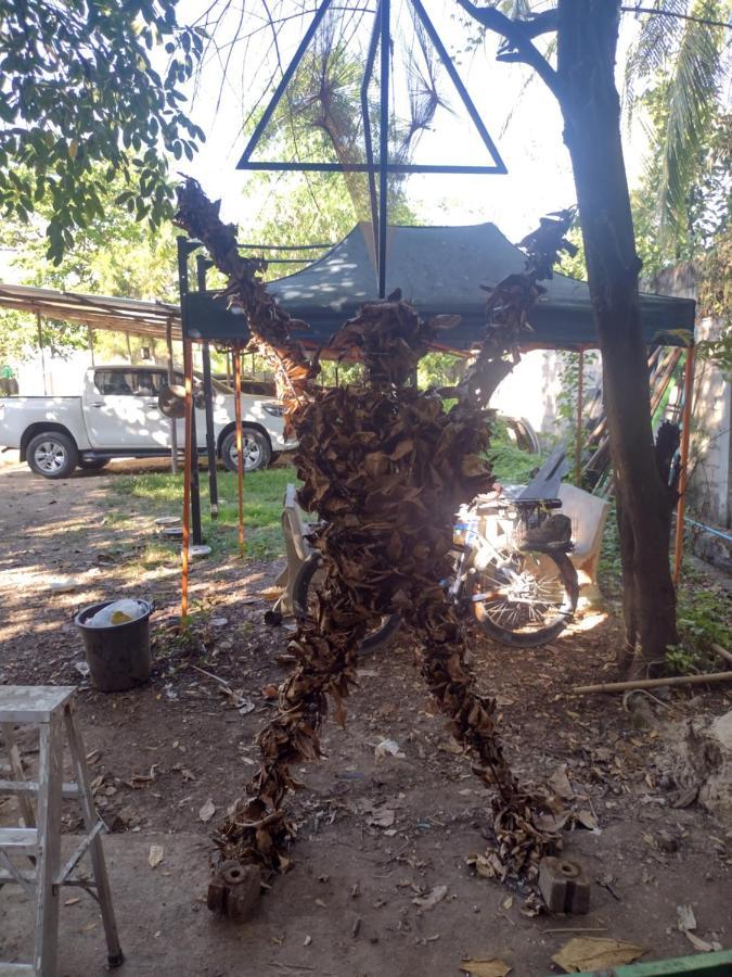 Mae Sot Commune Екстериор снимка