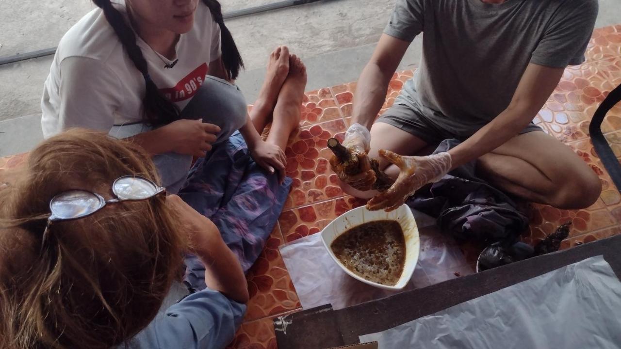Mae Sot Commune Екстериор снимка