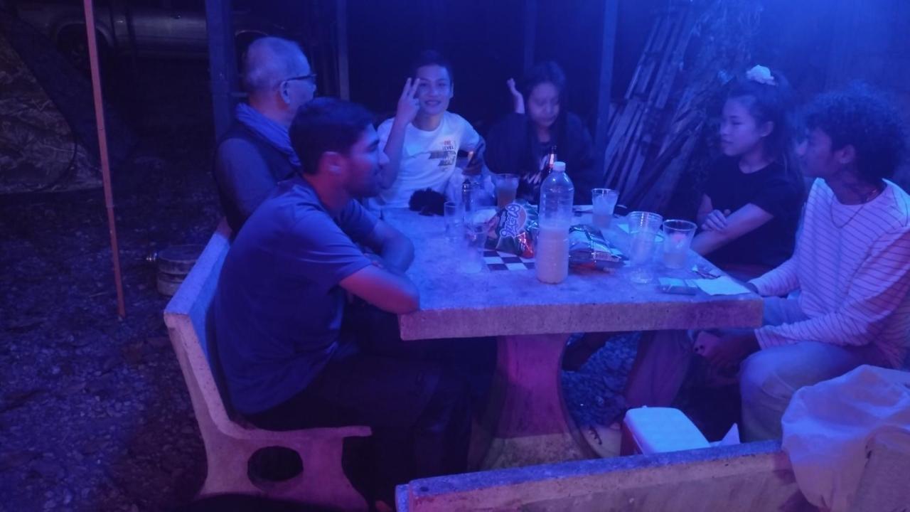 Mae Sot Commune Екстериор снимка
