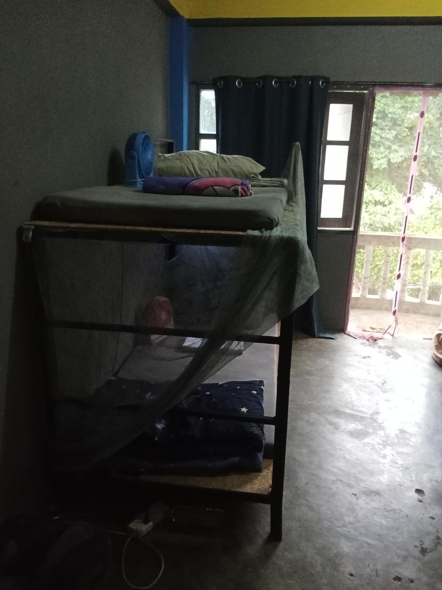 Mae Sot Commune Екстериор снимка