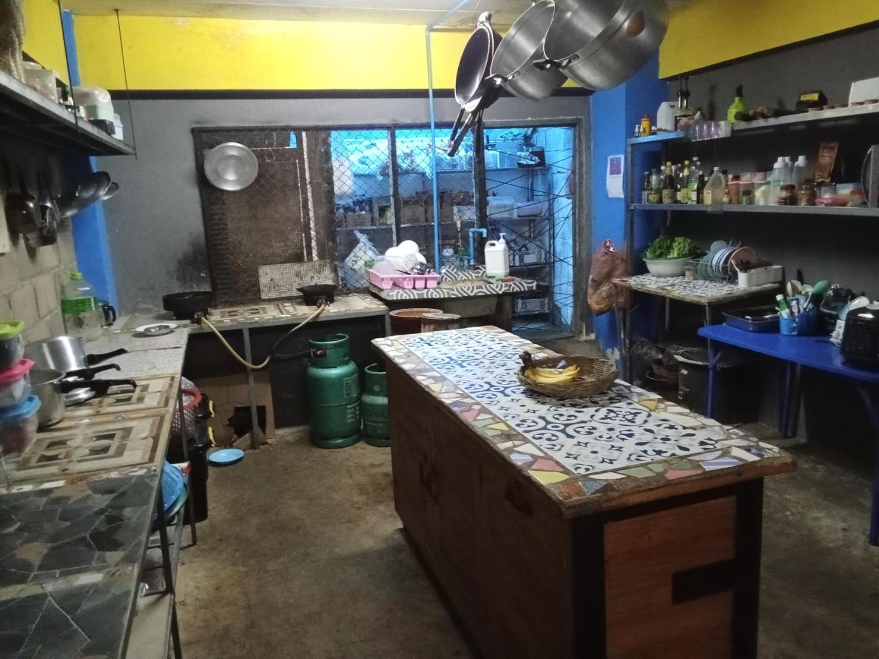 Mae Sot Commune Екстериор снимка